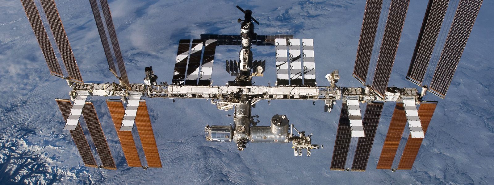 Die Internationale Raumstation (ISS) in der Erdumlaufbahn (undatiertes Foto).