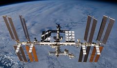 Die Internationale Raumstation (ISS) in der Erdumlaufbahn (undatiertes Foto).