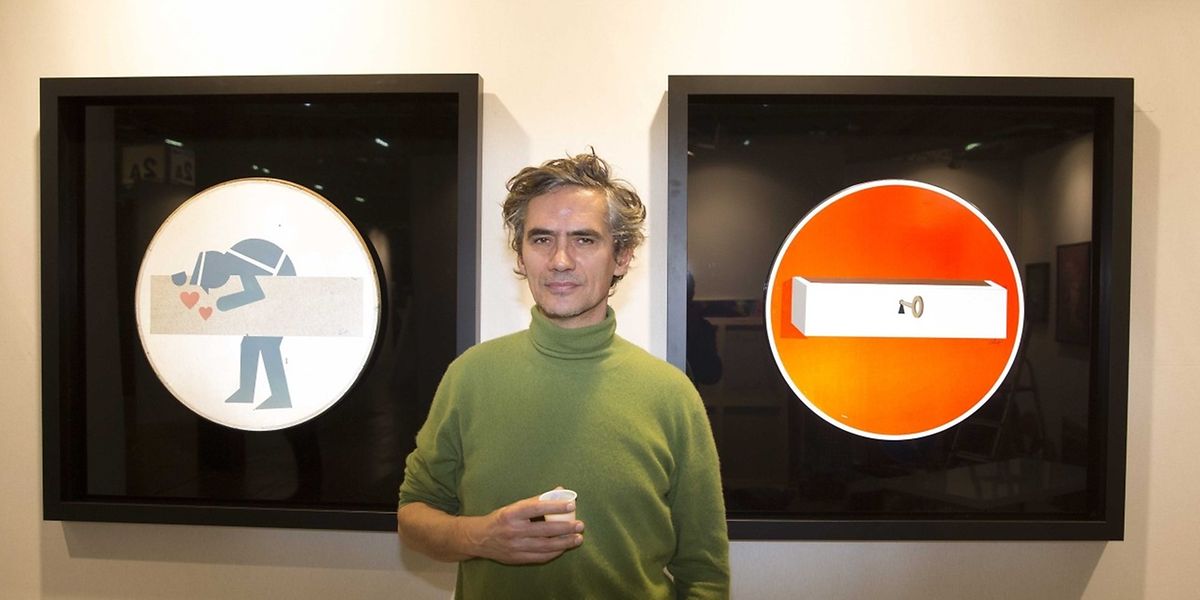 Clet präsentierte seine Werke persönlich anlässlich der "Luxembourg Art Fair". 