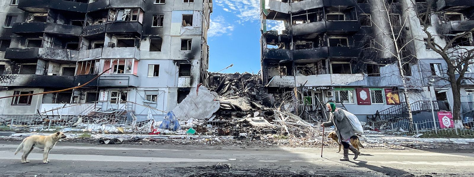 Borodjanka, nos arredores de Kiev, foi destruída pelos ataques russos. (Imagem de ZUMA Press W)