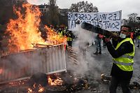 Die "Gilets jaunes" hatten am Wochenende in Paris für massive Störungen gesorgt.
