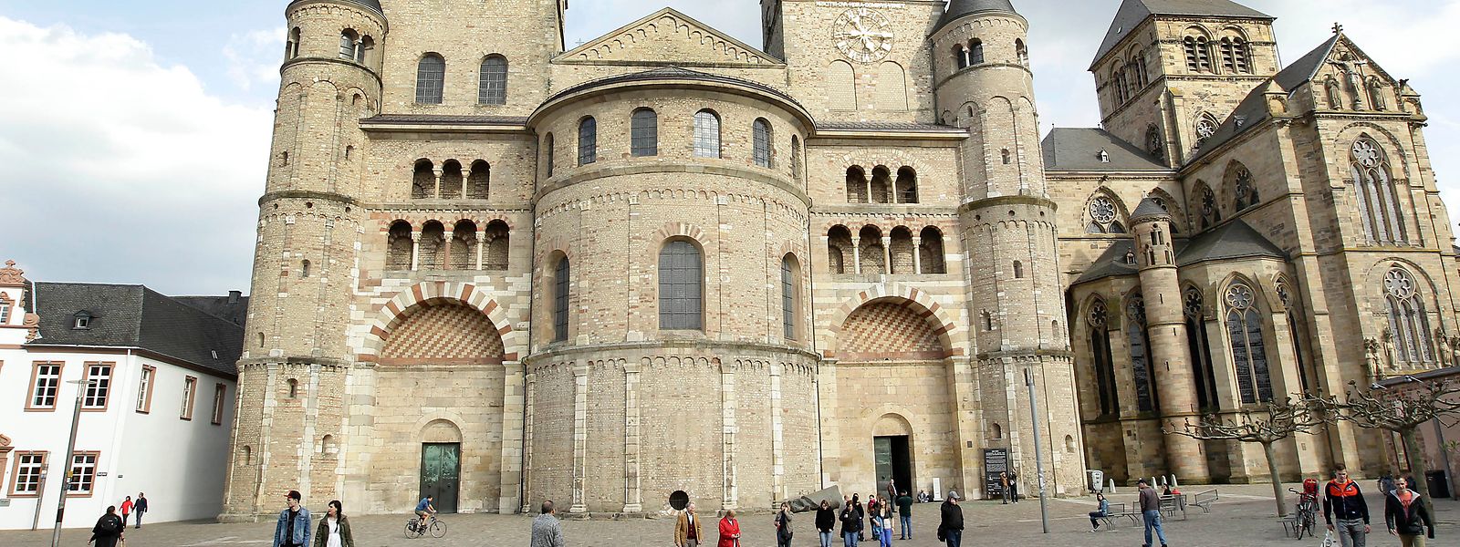 Das Bistum Trier hat eine Studie zu Gewalt und Missbrauch in einem früheren Internat in der Eifel vorgelegt.