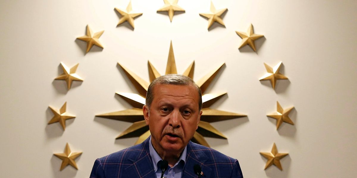 Erdogan sprach am Montagmittag bei einer Pressekonferenz. 
