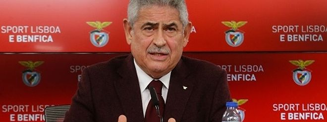 Luís Filipe Vieira, de 71 anos, que já é o presidente com mais tempo na liderança do Benfica, foi reeleito para o quadriénio 2020-2024, depois de ter sido eleito pela primeira vez há 17 anos, em 2003.