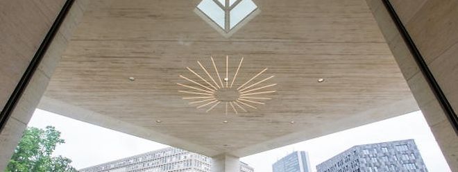 Un appel à candidature pour la succession d'Enrico Lunghi a été lancé le 6 mai 2017.