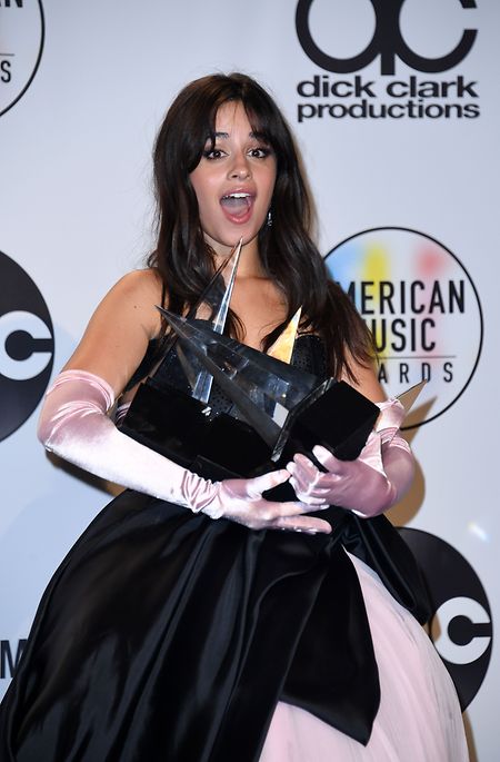 Camila Cabello wurde zur besten Nachwuchskünstlerin gekürt.