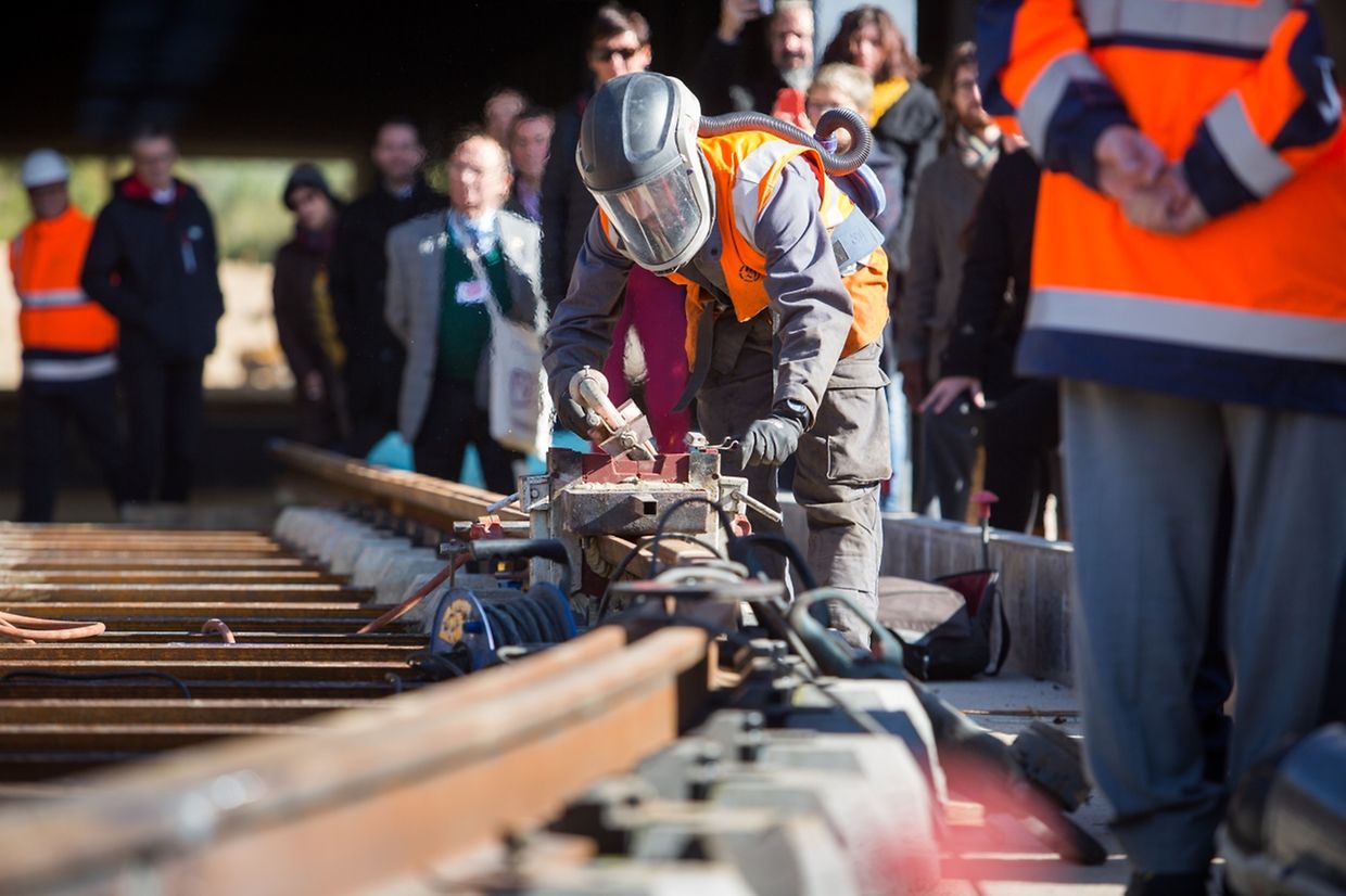 Soudure de rails par aluminothermie