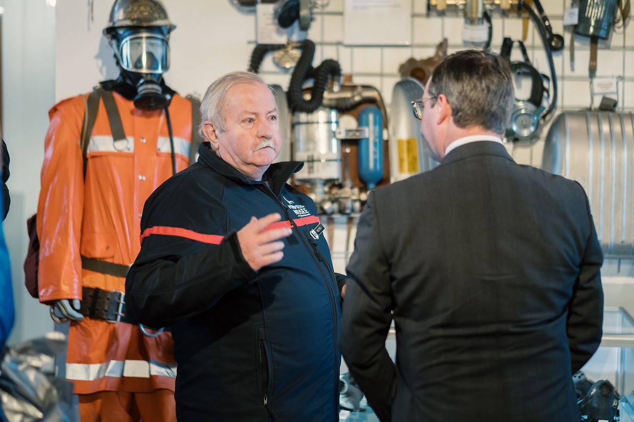 Visite de S.A.R. le Grand-Duc Héritier Guillaume au Pompjeesmusée an der Géitz  Jos Molitor07.02.2023Wiltz, Rue GeetzPhoto: Commune de Wiltz / Ben Majerus
