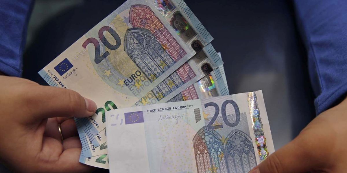 Neue Banknote Ab Mittwoch Im Umlauf Daran Erkennen Sie Einen Echten Euro Schein