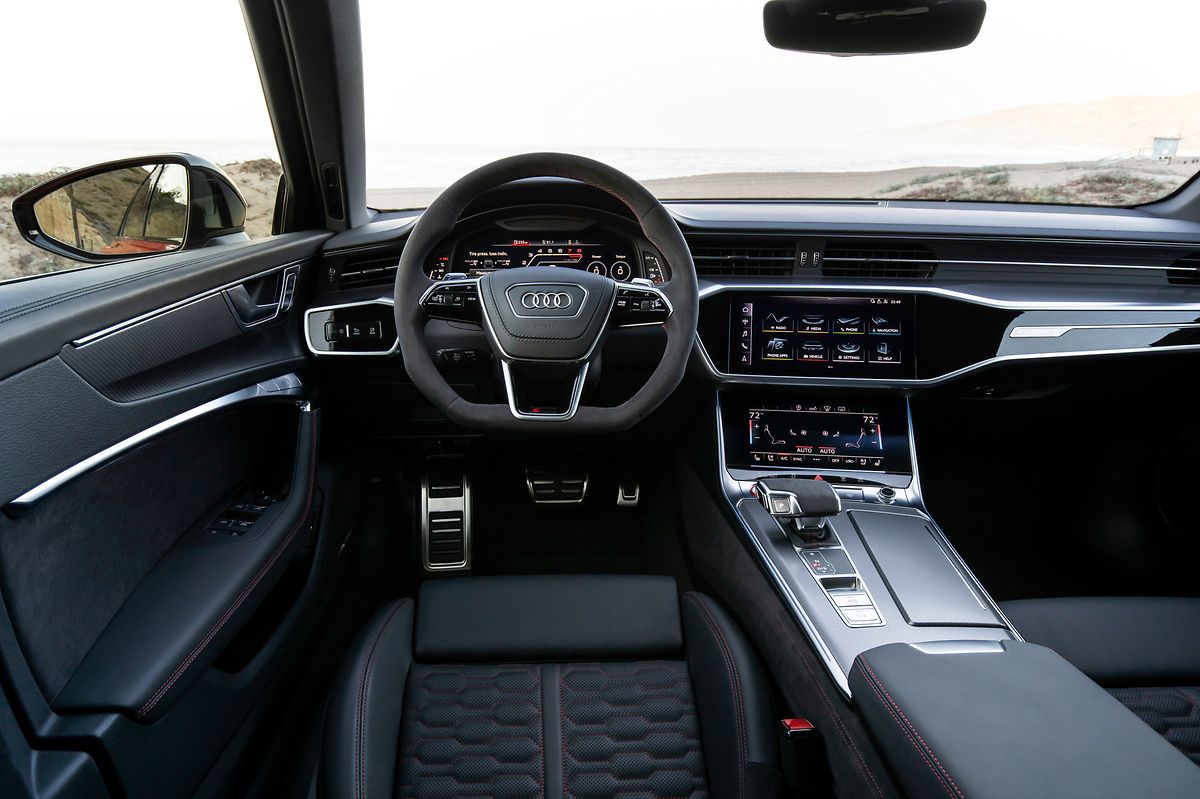 Im Interieur setzt Audi wie gehabt auf sportliche Eleganz.