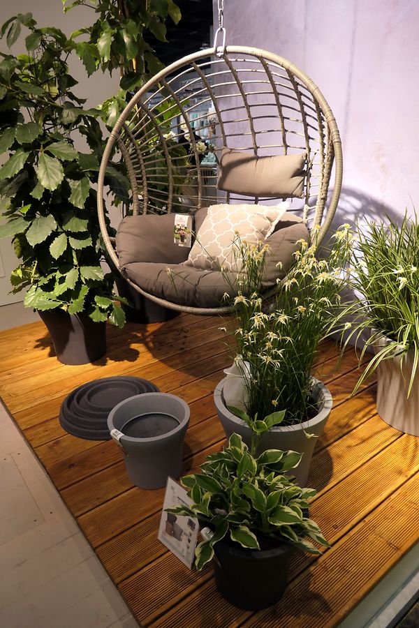 Wie werden wir im&nbsp;Sommer 2019 im&nbsp;Garten relaxen? Geht es nach den Herstellern auf der Messe Spoga+Gafa in Köln, dann geschieht das in Flechtmöbeln.