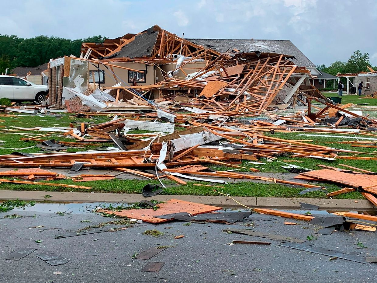 Ein zerstörtes Haus in Monroe, Louisiana. Tornados zogen eine Schneise der Verwüstung durch mehrere Bundesstaaten im Süden der USA. 