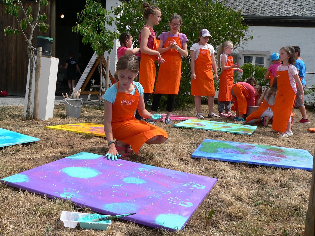 Kunst bewundern, anfassen, ausprobieren und erwerben: Im Kiischpelt waren der Fantasie an Nationalfeiertag erneut keine Grenzen gesetzt.