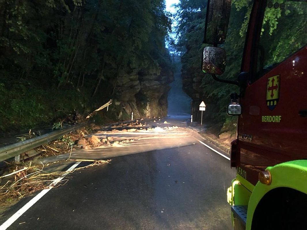 Bilder aus dem Müllerthal, wo die Niederschläge besonders verheerend waren.