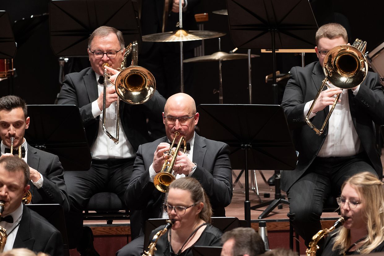 Luxembourg Wind Orchestra - LWO - "Hope" - Luxembourg - Ville - Philharmonie - 12/03/2022 - photo: claude piscitelliLuxembourg Wind Orchestra - LWO - "Hope" - Luxembourg - Ville - Philharmonie - 12/03/2022 - photo: claude piscitelli
Luxembourg Wind Orchestra
Philippe Noesen direction
Zala Kravos piano
Maurice Clement orgue