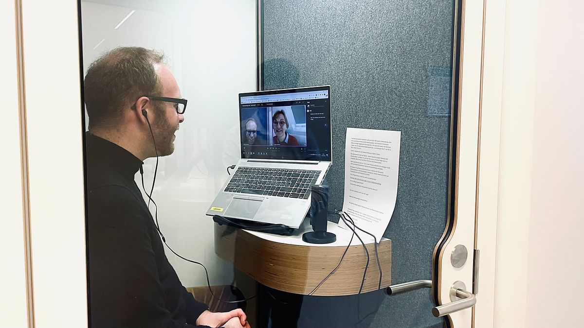 LW-Journalist Michael Merten sprach mit Frankreich-Korrespondentin Christine Longin per Videoschalte.