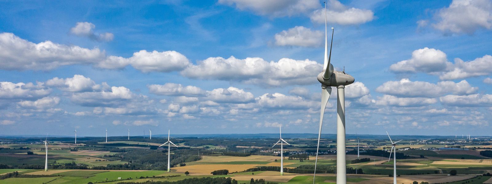 Im Windpark zwischen Heinerscheid und Binsfeld erzeugen neun Windräder von Soler Strom.