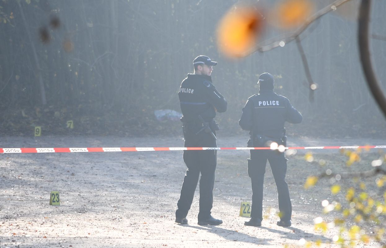 Die Polizei war am Montagvormittag mit einem Großaufgebot am Tatort im Einsatz. 