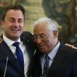 O primeiro-ministro António Costa, à direita, e o seu homólogo luxemburguês Xavier Bettel numa visita a Portugal, no Palácio de S.Bento Palace, em Lisboa. 10 novembro, 2016. 