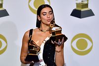Dua Lipa, une découverte qui remporte la récompense de Best New Artist et Meilleure chorégraphie pour "Electricity".
s for Best New Artist and Best Dance Recording "Electricity" in the press room during the 61st Annual Grammy Awards on February 10, 2019, in Los Angeles. (Photo by FREDERIC J. BROWN / AFP)