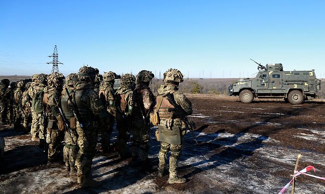 Ukrainian troops