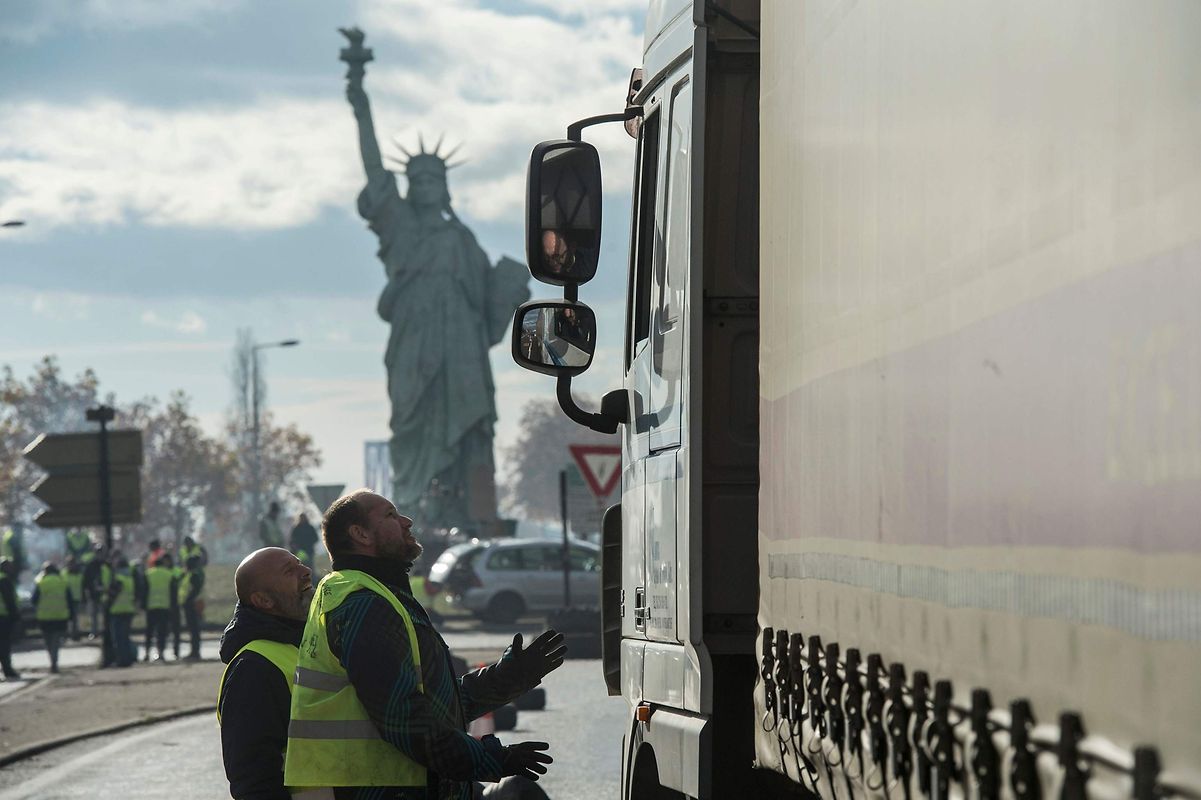 In einigen Teilen von Paris sind die Proteste ausgeartet.