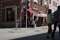 Die Auseinandersetzungen begannen vor einer Gaststätte in der Avenue de la Gare.