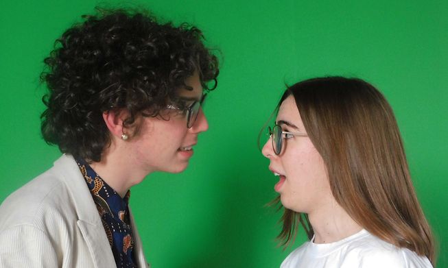 Charly Linckels and Anna Moura from the Lycée Classique de Diekirch must decide which student will get a place in "11 ways to screw up your college interview"