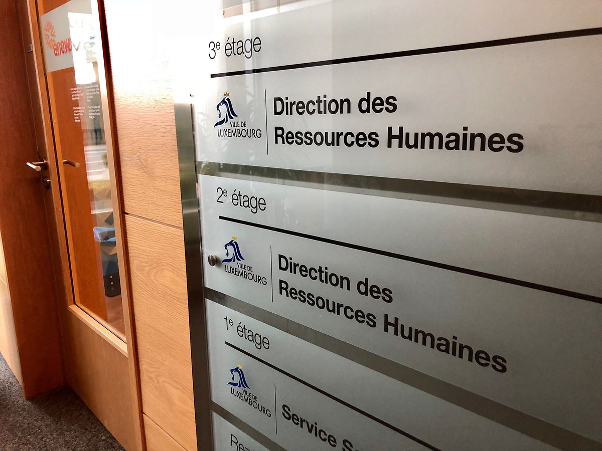 La directrice des RH de la Ville confie avoir essuyé des critiques en permettant aux seuls résidents de télétravailler