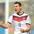Miroslav Klose soll der Nationalmannschaft das Toreschießen beibringen.