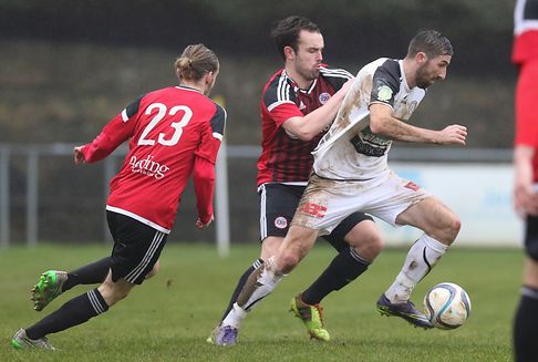 Football / Promotion d\'Honneur: Käerjéng repart de plus belle, Titus Pétange dépasse Canach