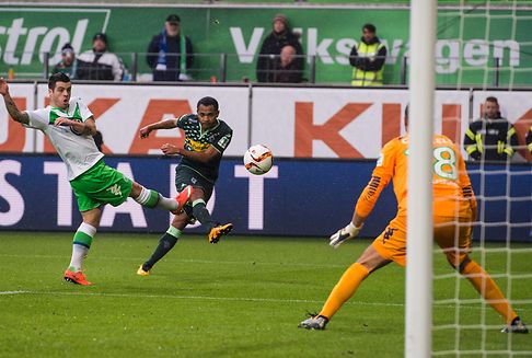 In der Fußball-Bundesliga: Hannover verliert Abstiegsduell