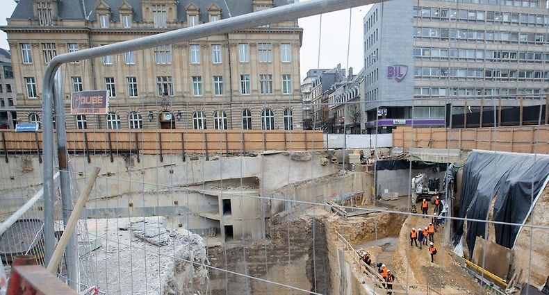 En raison des travaux du chantier Royal-Hamilius, la circulation sera perturbée ces 9 et 10 juin, rue de Trèves, avenue Monterey et boulevard Prince Henri. 