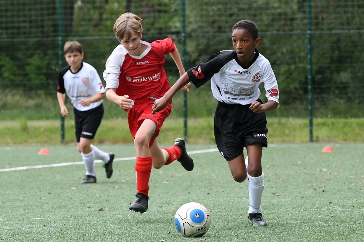 Entente Osten - Red Star Merl Belair.