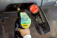 Nicht nur Dieselfahrer müssen ab Dienstag wieder mehr für den Liter Kraftstoff bezahlen.