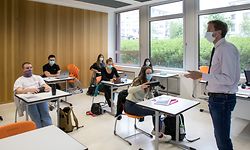 Près de 6.000 élèves de terminale ont repris ce lundi le chemin des classes de cours.