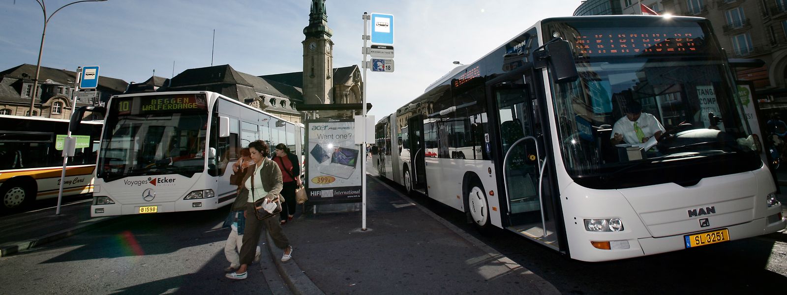 Das Ministerium für Mobilität hat beschlossen, einige Buslinien, die Fabriken anfahren, einzustellen.