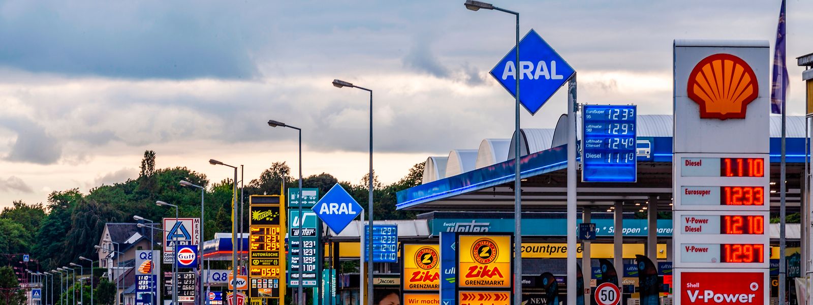 Outre les citoyens, la mesure soulagerait également fortement les stations-service, plus particulièrement celles situées le long de la frontière.