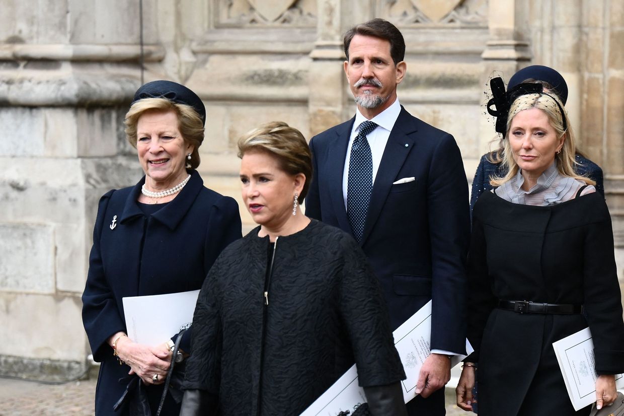Grã-Duquesa Maria Teresa com a família real grega, a Rainha Anne-Marie, o Príncipe Herdeiro Pavlos e a Princesa Coroa Marie-Chantal 