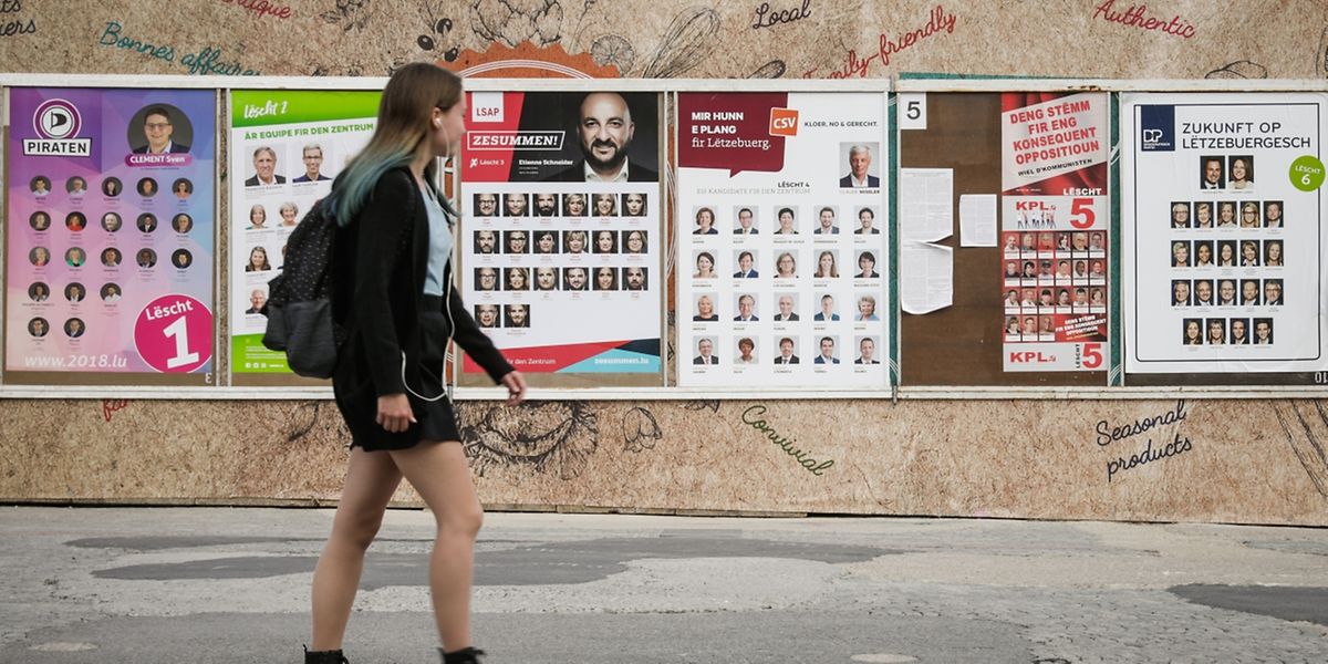 Auch die etablierten Parteien haben sich auf die Debatte um die nationale Identität eingelassen. 