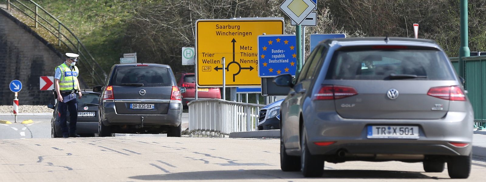 Deutsche Polizei Wies Mehr Als 1 000 Autofahrer An Der Grenze Ab