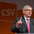Jean-Claude Juncker durante o pouco tempo que esteve à frente da bancada parlamentar do CSV, antes de ocupar o cargo de presidente da Comissão Europeia