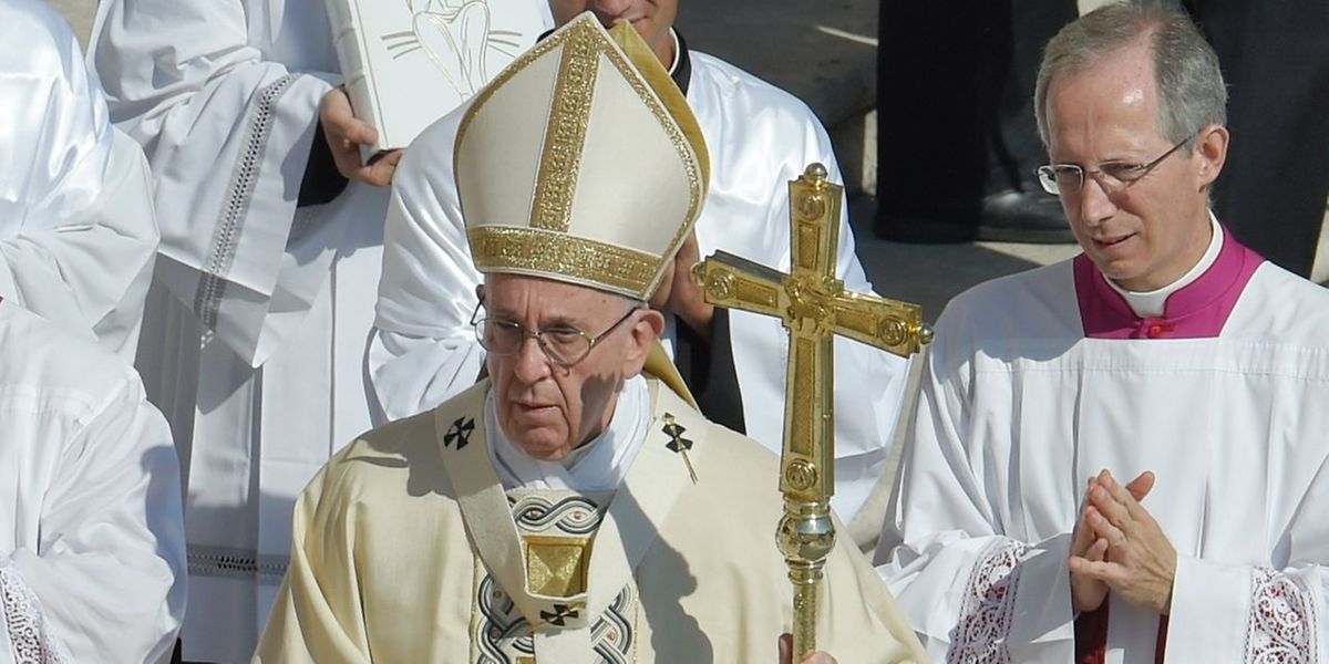 Papst Franziskus feiert die Heilige Messe zur Heiligsprechung von Mutter Teresa. 