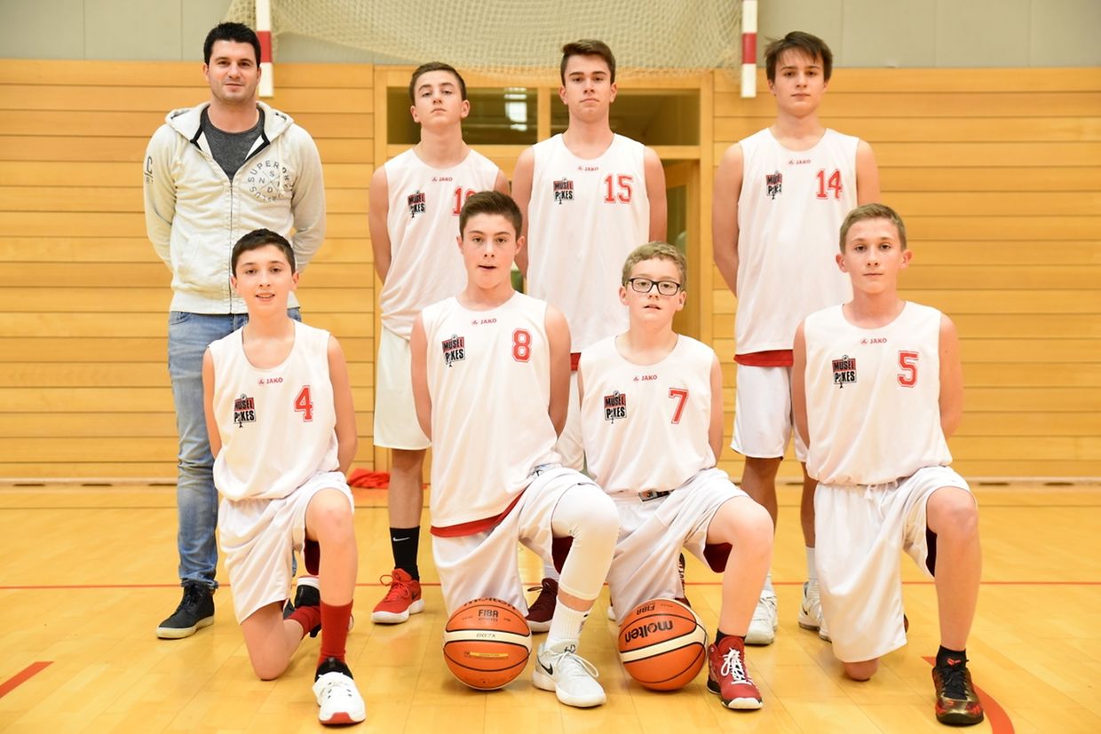 Scolaires: Musel Pikes - Contern 62-70 - L'équipe des Pikes.