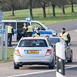 Lok , Autobahn Richtung Trier , hinter Wasserbillig , Raststätte Markusbierg , Deutsche Polizei kontrolliert Autos wegen Coronavirus , Sras-CoV-2 , und schickt alle nichtberechtigten zurück , Foto:Guy Jallay/Luxemburger Wort