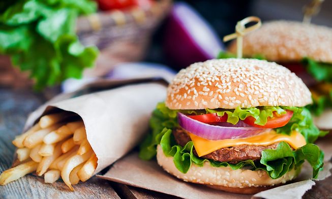 Comfort food for meat lovers and vegetarians, there are several gourmet burger places in the city
