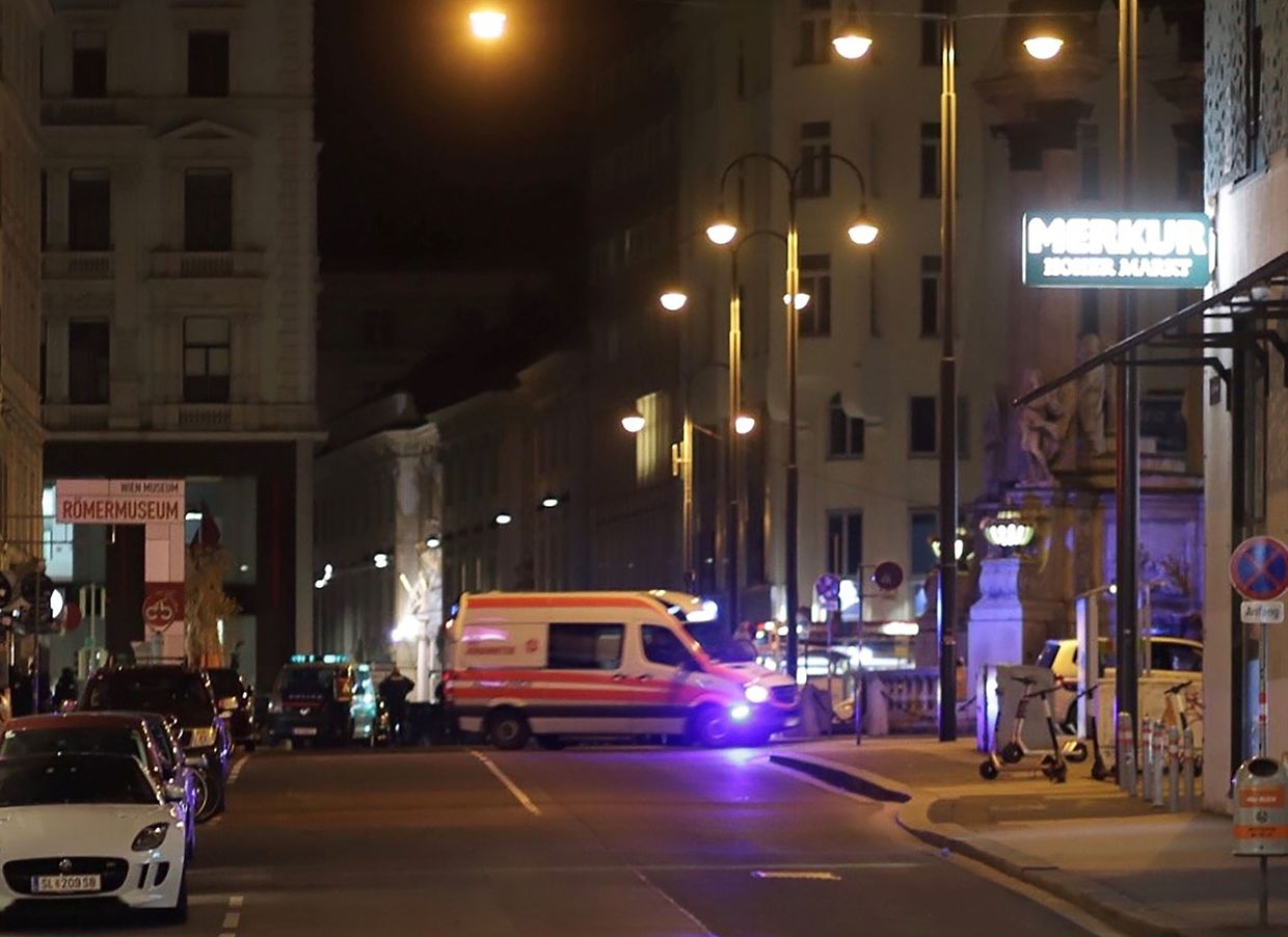 Tiroteio em Viena. 