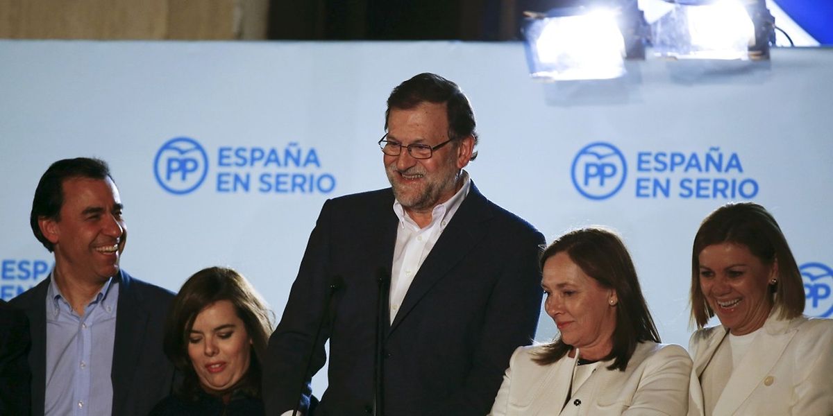 Mariano Rajoy (Mitte) ist als Wahlsieger der große Kandidat auf das Amt des Ministerpräsidenten.