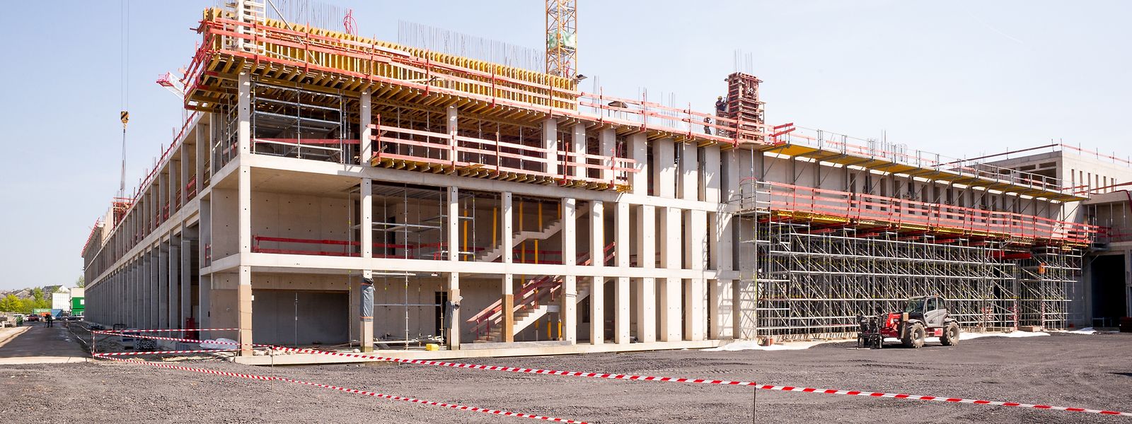  Die Rohbauarbeiten am künftigen nationalen Rettungszentrum sind zum größten Teil abgeschlossen.