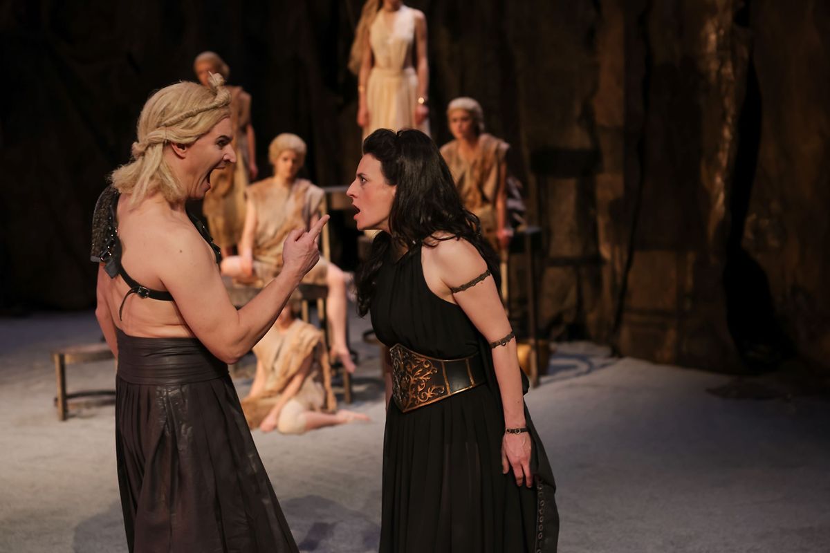 Medea, performed at the studio of the Grand Theatre, with local direction from Rafael David Kohn